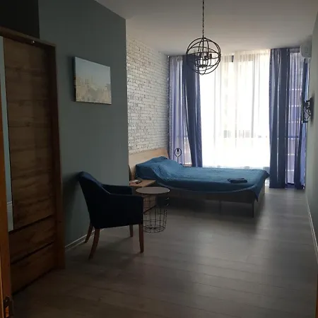 Apartment Flat Near The Sea *